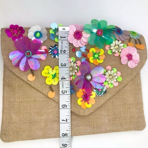 Boutique Multicolor 3D Spring Floral Embellished Burlap Clutch Purse - Picture 8 of 16